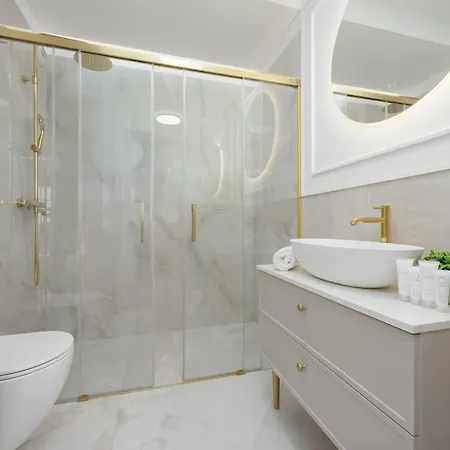 Appartamento Air-conditioned With Parking And Balcony By Renters *