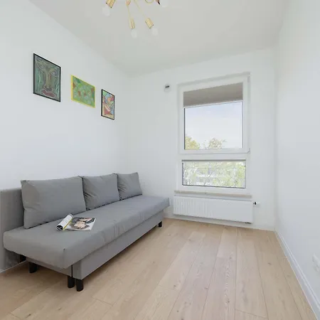 Air-conditioned With Parking And Balcony By Renters Варшава