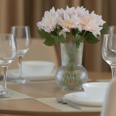 Апартаменты Air-conditioned With Parking And Balcony By Renters *