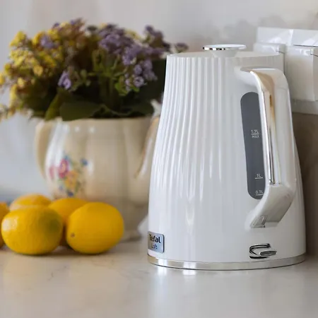 Appartamento Air-conditioned With Parking And Balcony By Renters *