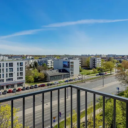 Air-conditioned With Parking And Balcony By Renters Varsavia